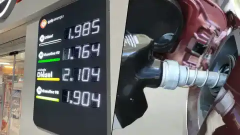 Imagen 1 de Gobierno aprueba rebaja fiscal al 10% en carburantes