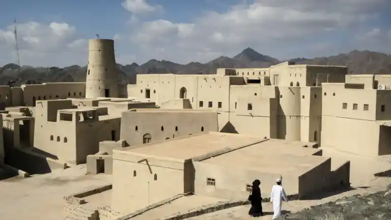 Imagen 1 de El impresionante fuerte de Omán que corre peligro por la guerra en Oriente Medio: está muy cerca de Irán