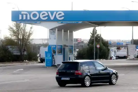 Imagen 1 de Moeve y Naturgy ofrecen descuentos en combustible hasta el 6