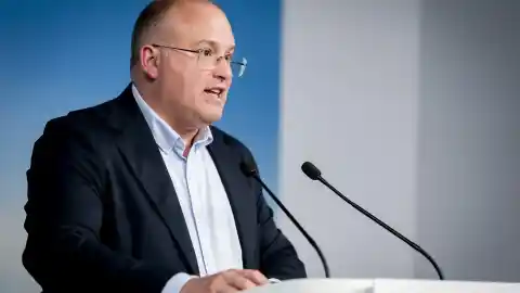 Imagen 1 de El PP estudia trampas en decreto energético y rechaza el