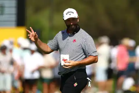 Imagen 1 de Jon Rahm retira la demanda contra el circuito europeo pero no paga las multas