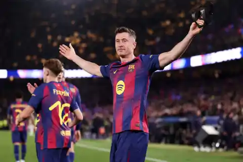 Imagen 1 de Lewandowski rompe sequía con doblete y marca dos récords