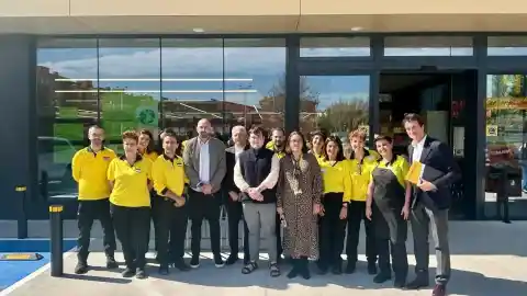 Imagen 1 de Así es el nuevo supermercado Ahorramas de Humanes: con placas solares, aparcamiento y más de 50 puestos de trabajo