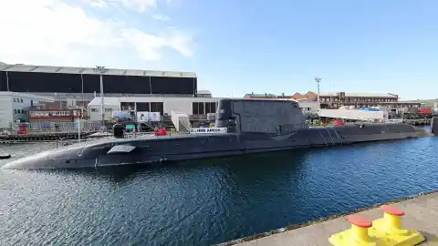 Imagen 1 de Reino Unido envía un submarino nuclear al mar Arábigo con capacidad para lanzar ataques contra Irán