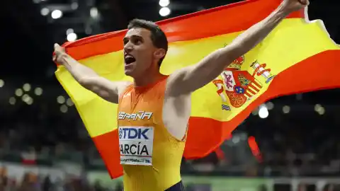 Imagen 1 de Mariano García gana oro mundial en 1.500 metros con marca