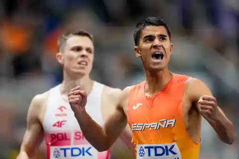 Imagen 1 de Moha Attaoui gana bronce en 800 metros del Mundial