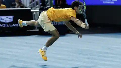 Imagen 1 de Carlos Alcaraz eliminado en Miami tras perder ante Sebastian
