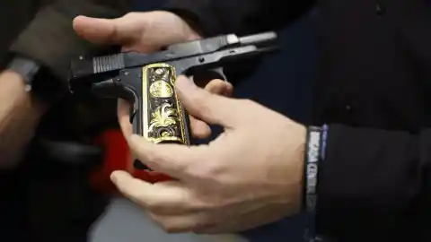 Imagen 1 de Policía descubre narcozulo con tonelada de cocaína