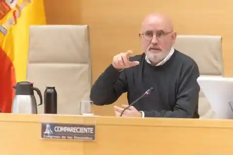 Imagen 1 de Jorge Suárez culpa a la lentitud política por el retraso