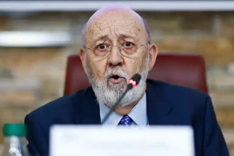 Imagen 1 de Cuca Gamarra presenta querella contra Tezanos por manipular