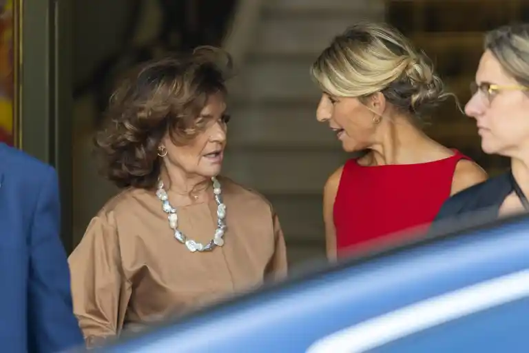 Imagen 1 de El Consejo de Estado emite un dictamen muy desfavorable al refuerzo del registro horario que impulsó Yolanda Díaz