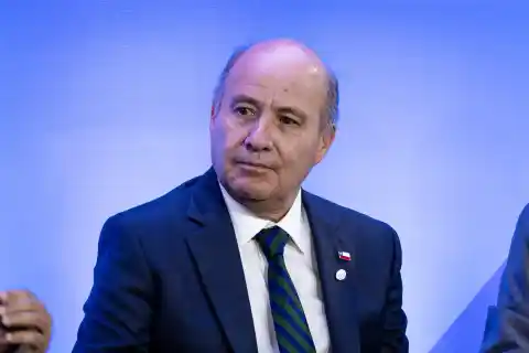 Imagen 1 de Gobierno de Kast eleva precios históricos de combustibles