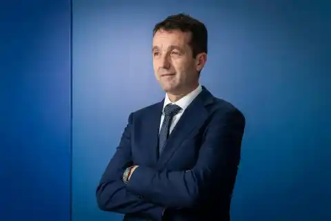 Imagen 1 de Ángel Escribano de Indra recibe premio Cinco Días