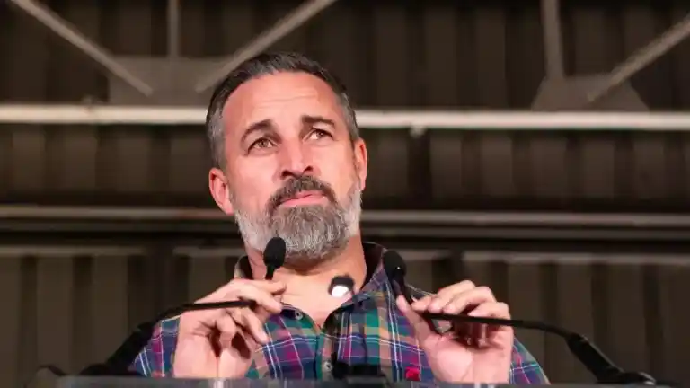 Imagen 1 de La factura a Vox de los asesores de Abascal en el punto de mira: casi 1,3 millones en un año
