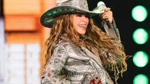 Imagen 1 de Gobierno pide a Almeida suspender conciertos de Shakira