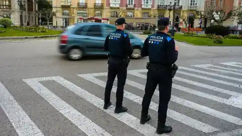 Imagen 1 de Policía detiene a padre de 50 años por agredir hijo