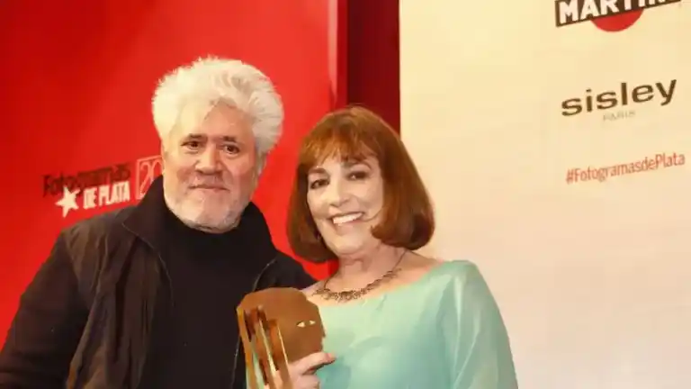 Imagen 1 de Preguntan a Carmen Maura si volvería a trabajar con Almodóvar y su respuesta no puede ser más contundente: "Ya no conectamos"