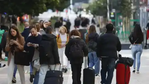 Imagen 1 de Bruselas amenaza la prohibición de alquiler turístico en pisos en toda Baleares
