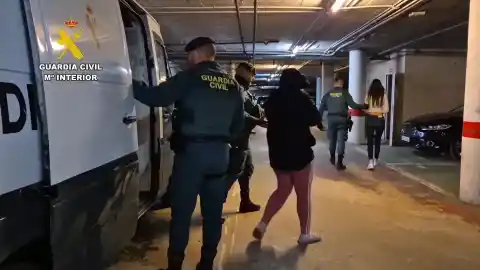 Imagen 1 de Guardia Civil detiene a seis mujeres por robos en comercios