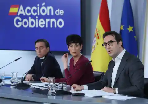 Imagen 1 de Gobierno aprueba factura electrónica obligatoria
