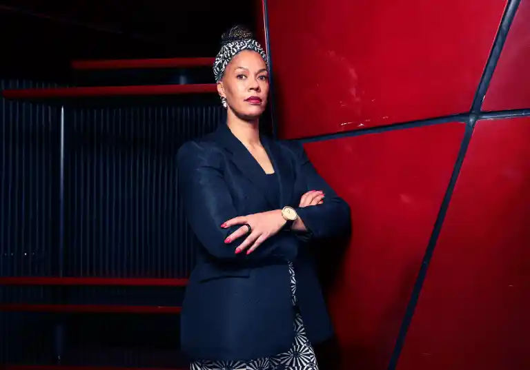 Imagen 1 de Michaela Moua, primera Coordinadora Antirracismo europea: “El racismo debe tratarse como un problema estructural, no como agresiones individuales”