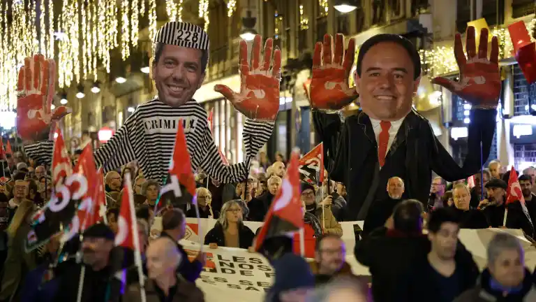 Imagen 1 de Víctimas de la dana y entidades sociales exigen de nuevo el acta de diputado a Mazón: “No vamos a dejar pasar página”