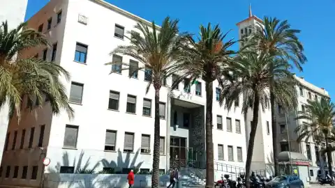 Imagen 1 de Condenado por agredir sexualmente a la hija de siete años de su pareja en Almería