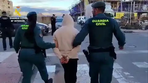 Imagen 1 de Liberadas seis víctimas de explotación sexual en Roquetas tras desarticular una red: hay ocho detenidos