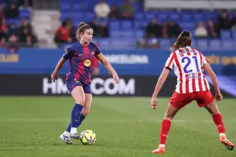 Imagen 1 de Un Barcelona dirigido por Alexia Putellas supera al Atlético