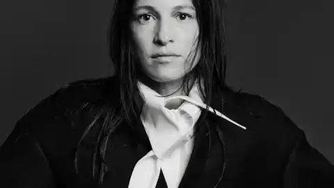Imagen 1 de Ha mamado el fado desde la cuna y se ha convertido en la música