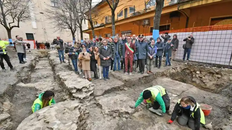 Imagen 1 de Tres años atrás, en Fano, se descubrió un edificio que se reveló ser la legendaria Basílica de Vitruvio.
