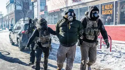Imagen 1 de ¿Es una policía como el ICE efectiva para controlar la inmigración irregular?