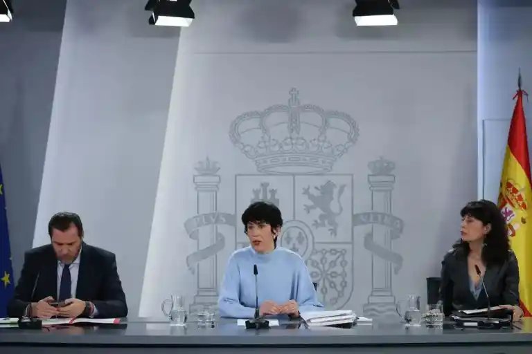 Imagen 1 de El Gobierno garantiza que la regularización especial de migrantes no tendrá efectos en el presupuesto ni en la plantilla de personal.