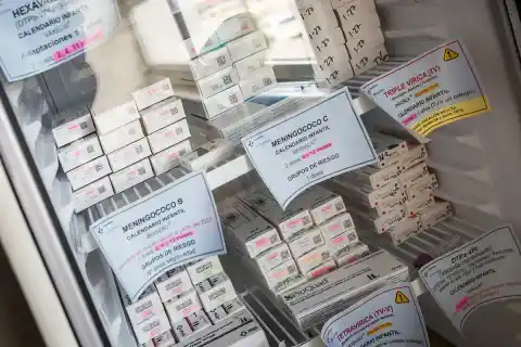 Imagen 1 de El Gobierno vasco ha reconocido que distribuyó otras dos vacunas vencidas, lo que afectó a 78 personas.