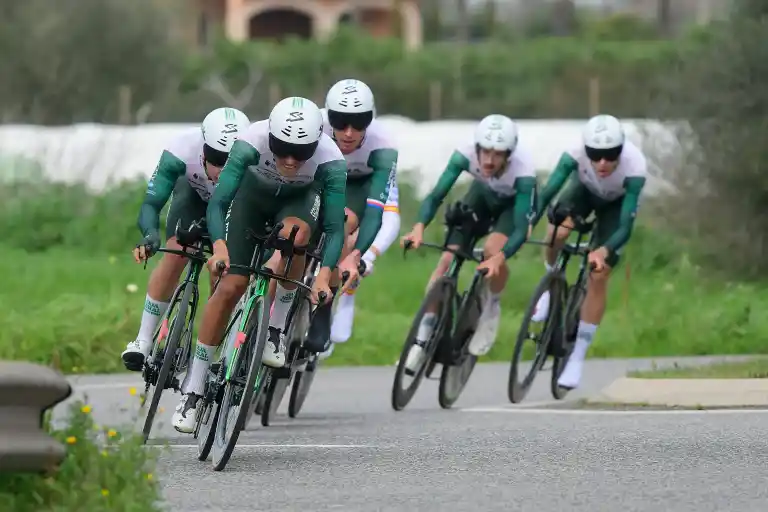 Imagen 1 de El Tour de Francia ha extendido una invitación al equipo Caja Rural para participar en la próxima edición del evento, que se iniciará en Barcelona.