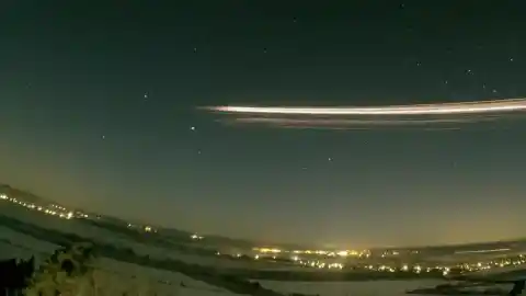 Imagen 1 de La descontrolada reentrada a la atmósfera de un cohete de Elon Musk deja rastro de contaminación química
