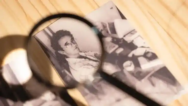 Imagen 1 de Roberto Bolaño regresa a Blanes con una exposición en la casa Saladrigas