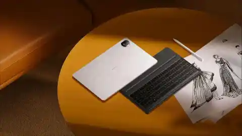 Imagen 1 de Ni un iPad ni un portátil básico: la HONOR de 12” con Snapdragon y una batería gigante está vendiéndose muy bien tras la rebaja.
