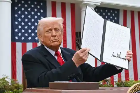 Imagen 1 de El Parlamento Europeo criticó a Trump tras que el Tribunal Supremo anuló sus tarifas: "Incluso un presidente de EE.UU. no puede actuar sin un marco legal