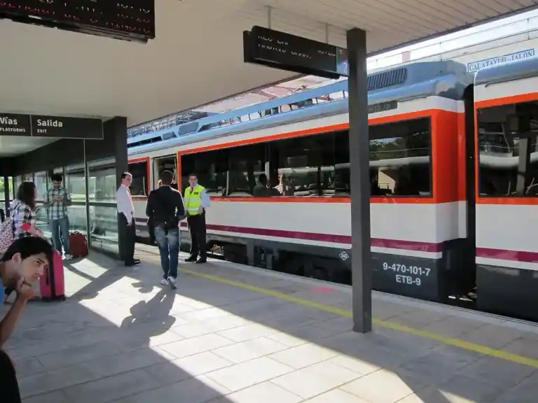 Imagen 1 de Muere un trabajador de una subcontrata de Adif en la estación de AVE de Calatayud