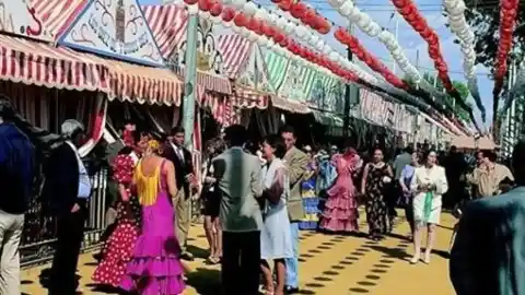 Imagen 1 de Nueve casetas de la Feria permanecen vacías en un año donde el Real obtiene un nuevo acceso peatonal.